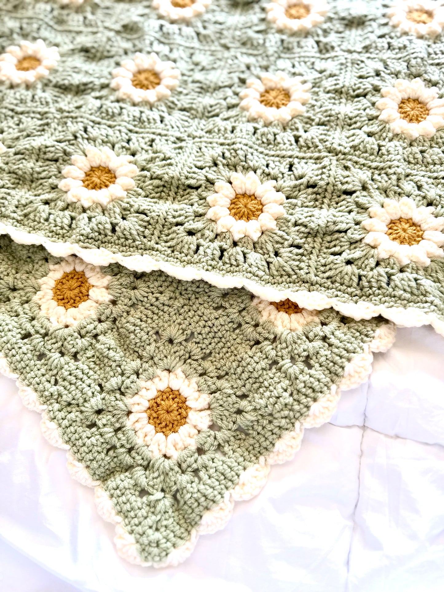 Daisy Granny Square Blanket