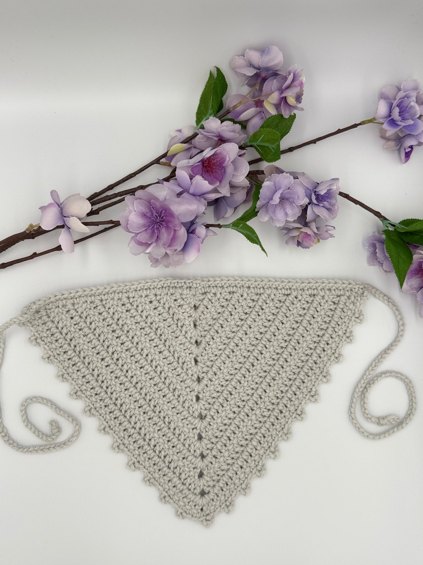 DISCONTINUED Light Gray Picot Bandana