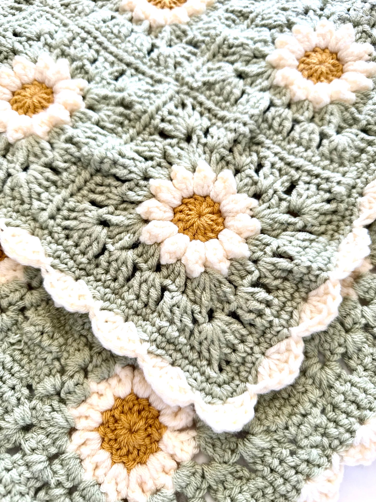 Daisy Granny Square Blanket