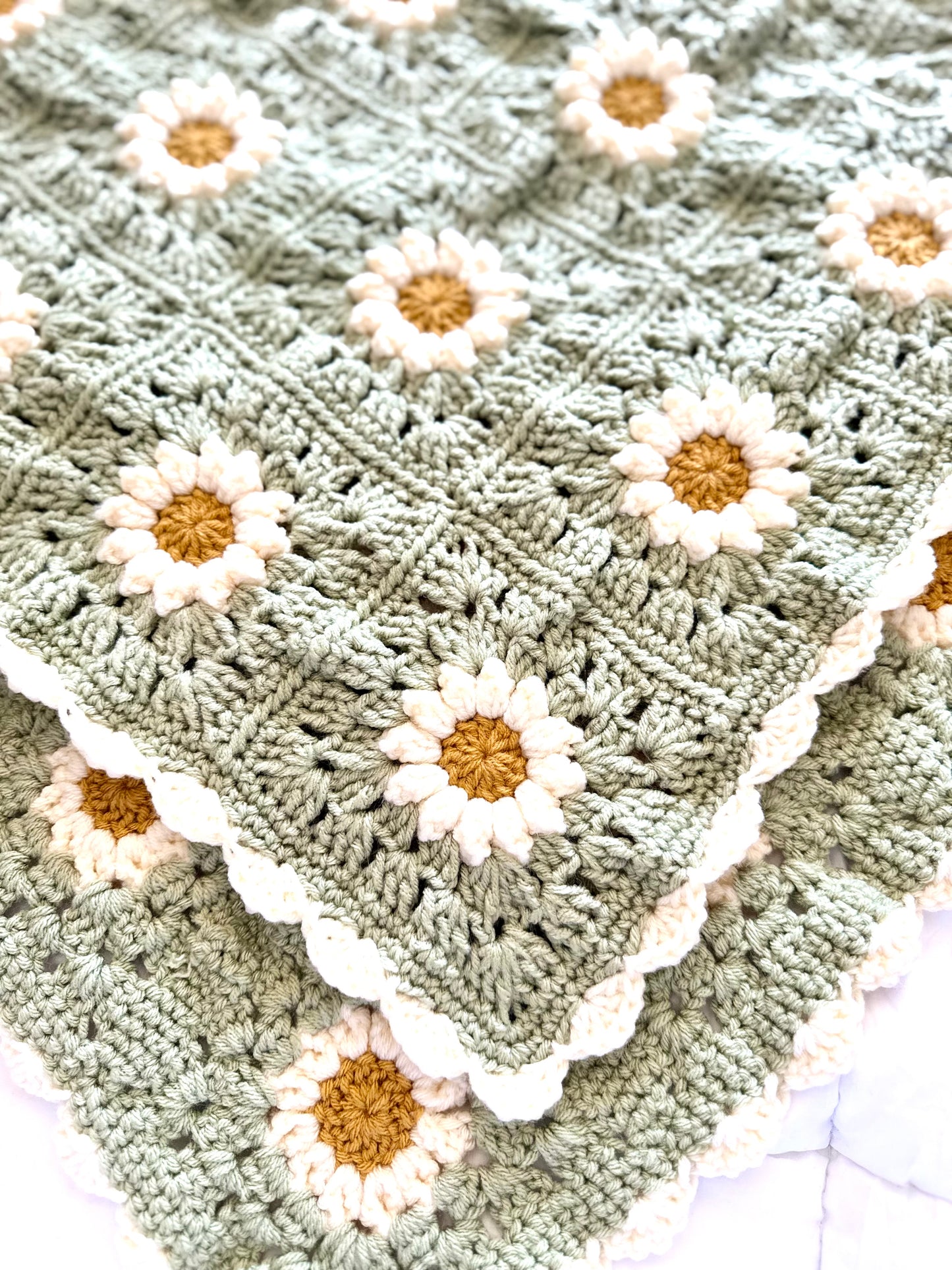 Daisy Granny Square Blanket