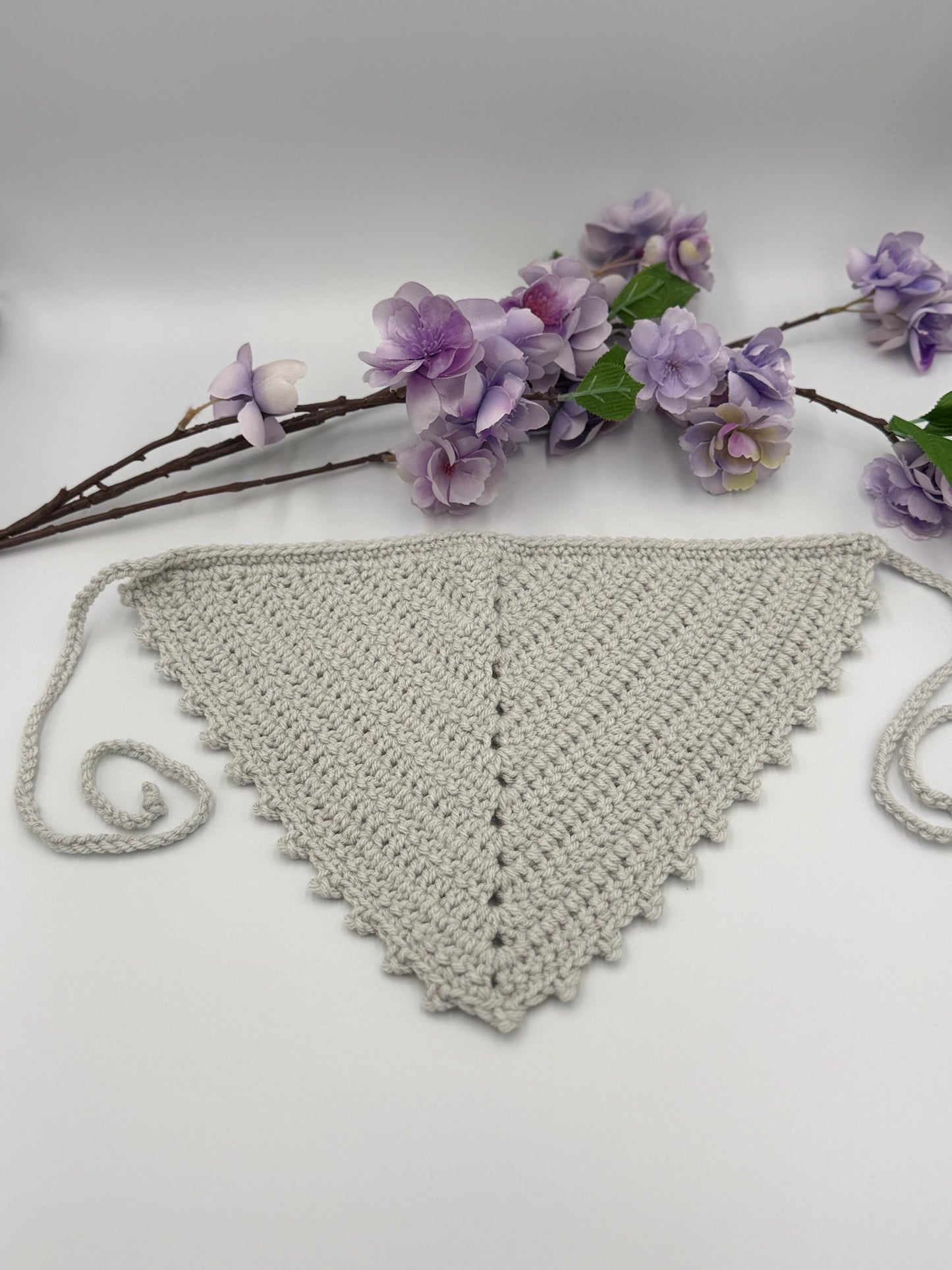 DISCONTINUED Light Gray Picot Bandana