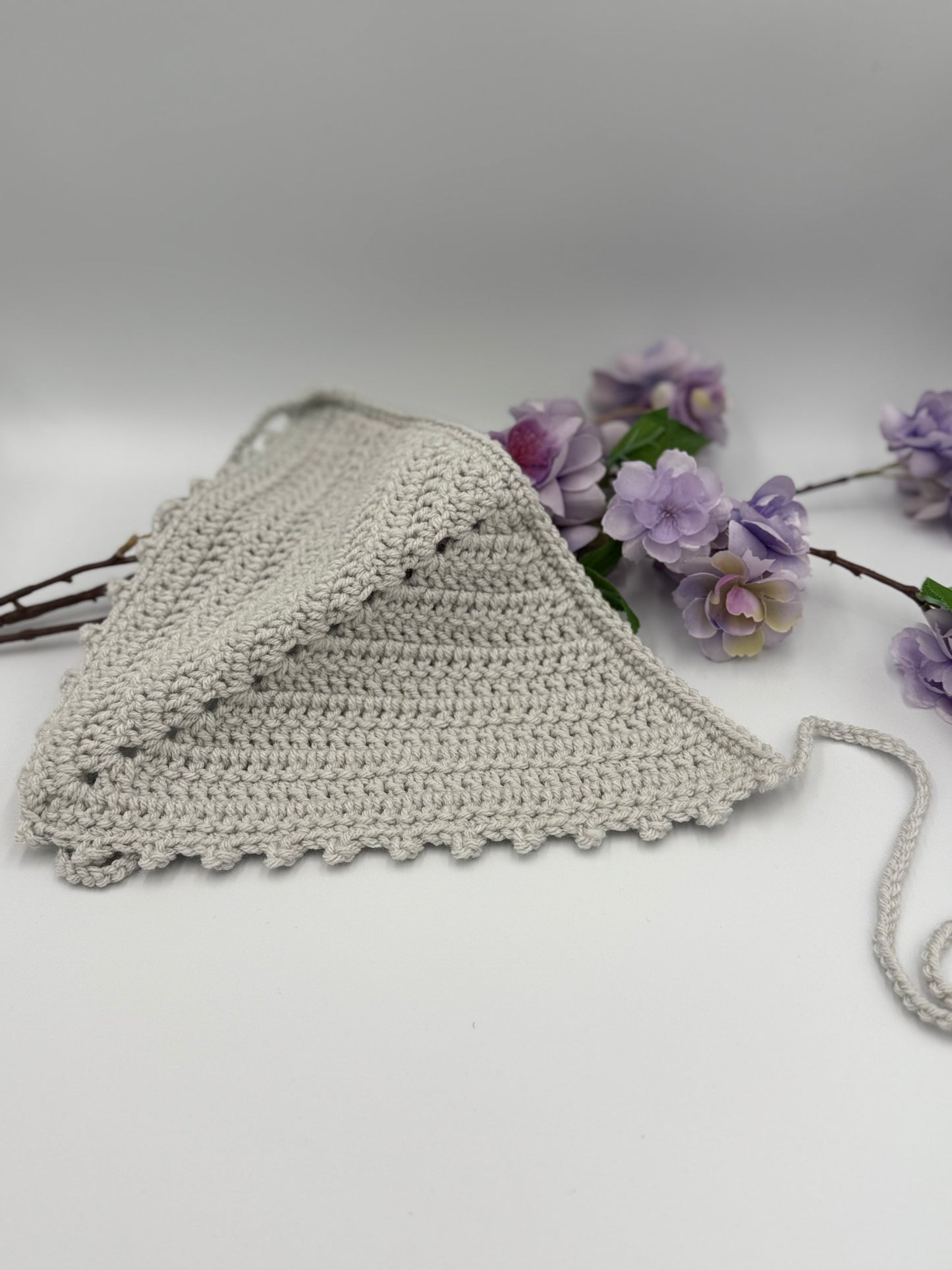 DISCONTINUED Light Gray Picot Bandana